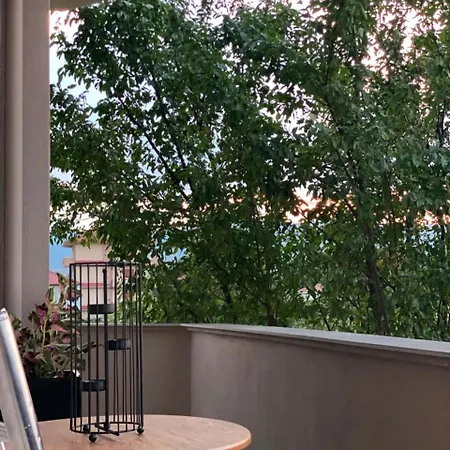 Alolli Apartament *