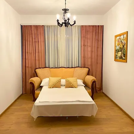 Alolli Apartament