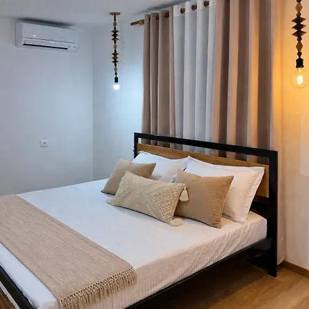 Apartament Alolli *
